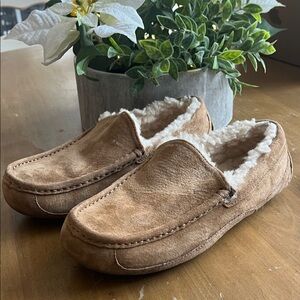 UGG Men's Tan Sheepskin Loafers